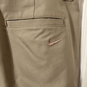 Nike Golf Dri-Fit Women’s Size 10 Pants Khaki